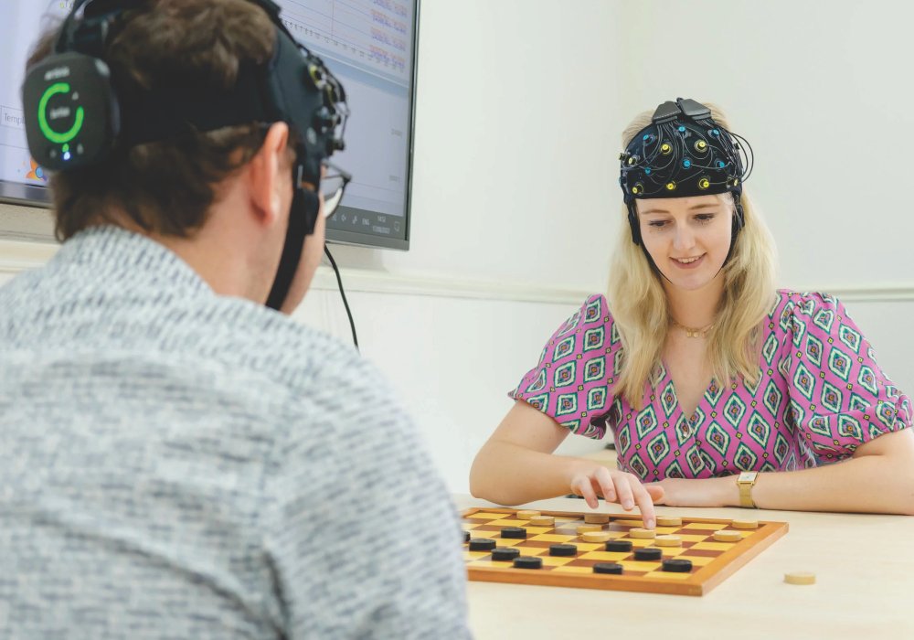 brite+frontal+artinis